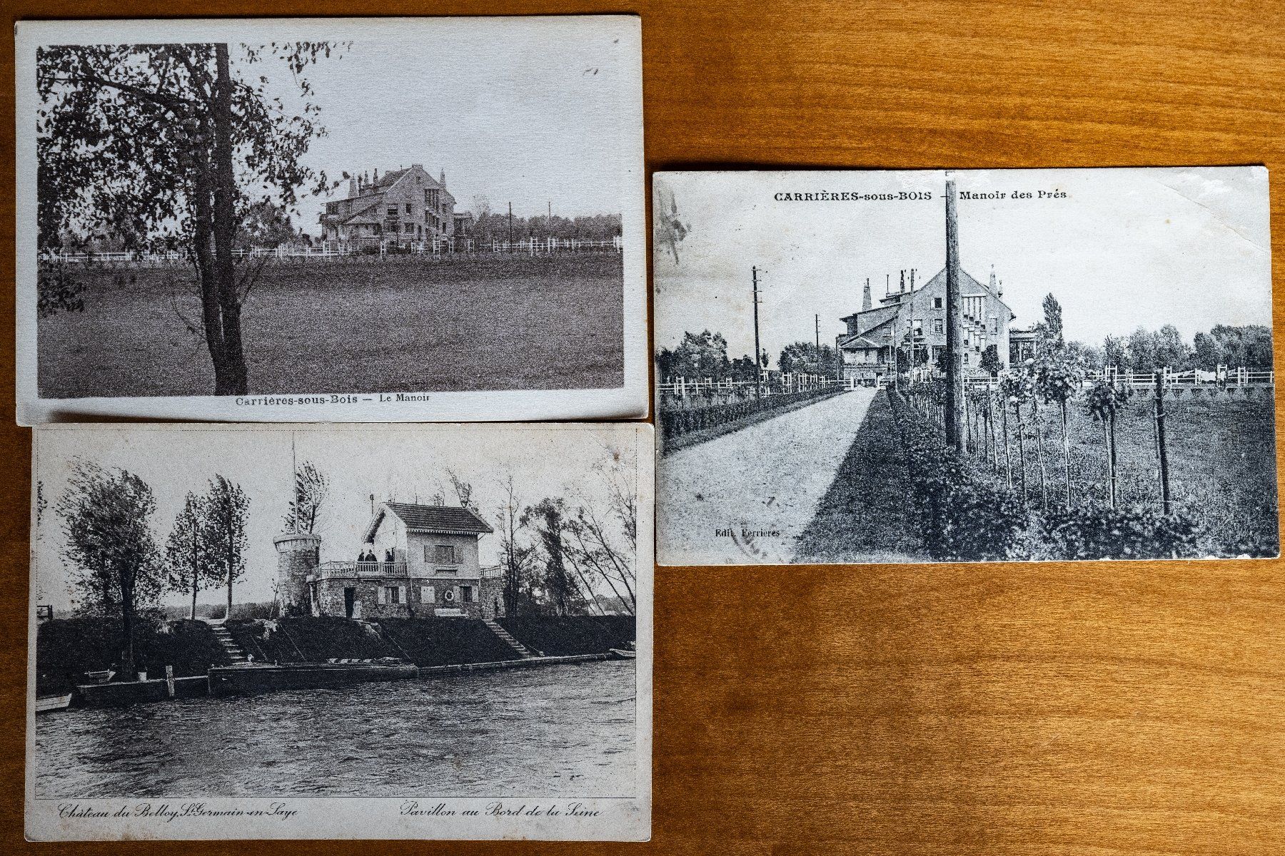 Des cartes postales non datées de la "Villa Sapène", réquisitionnée par les nazis et transformée en maison close pendant la Seconde Guerre mondiale, le 24 avril 2024 au Mesnil-le-Roi, dans les Yvelines